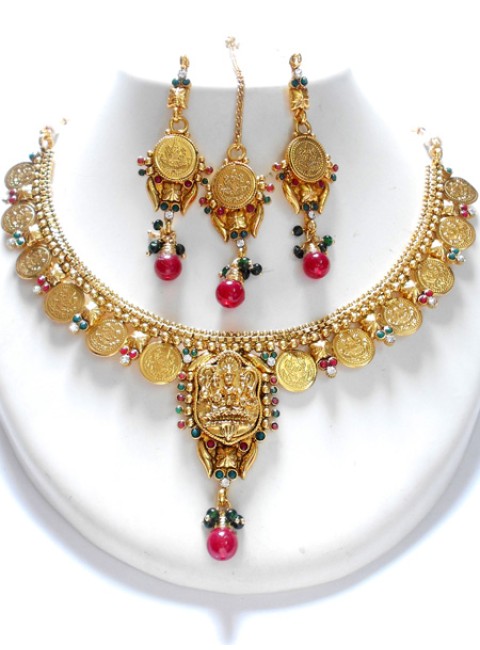 Temple Jewelry Set